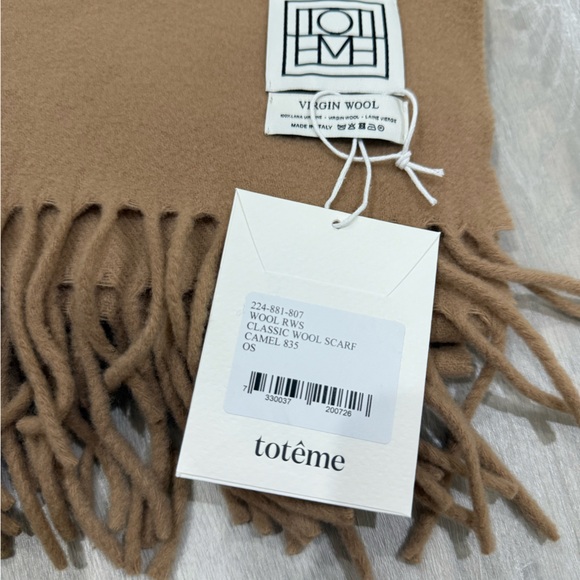 NEW Toteme Classic wool scarf camel - Picture 6 of 6